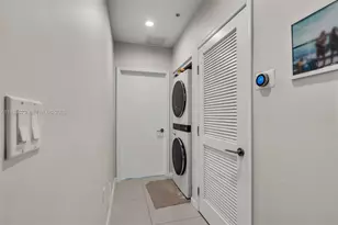 7928 East Dr, North Bay Village, FL 33141 - Photo 26