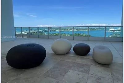 900 Biscayne Blvd #5605, Miami, FL 33132 - Photo 40