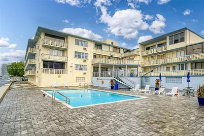 6484 Indian Creek Dr #114, Miami Beach, FL 33141 - Photo 10