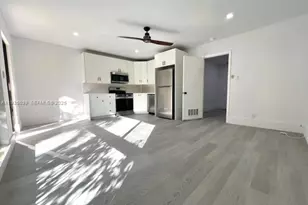 2645 SE 1st Ct, Pompano Beach, FL 33062 - Photo 4