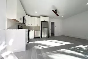 2645 SE 1st Ct, Pompano Beach, FL 33062 - Photo 2