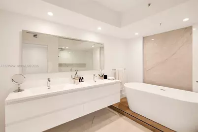 1500 Ocean Dr #1201, Miami Beach, FL 33139 - Photo 12