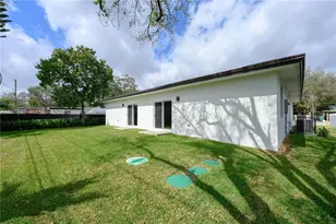 1864 NW 91st St, Miami, FL 33147 - Photo 26