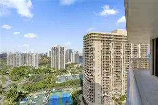 20185 E Country Club Dr, Aventura, FL 33180 - Photo 46