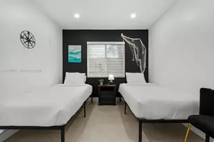3260 NW 9th St, Miami, FL 33125 - Photo 20
