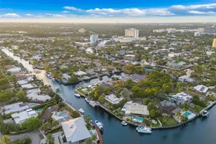 12900 Ixora Cir, North Miami, FL 33181 - Photo 10