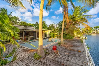 12900 Ixora Cir, North Miami, FL 33181 - Photo 20