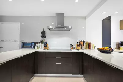 10155 Collins Ave #1106, Bal Harbour, FL 33154 - Photo 16