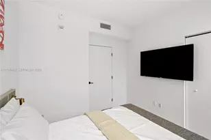225 N Miami Ave, Miami, FL 33132 - Photo 38