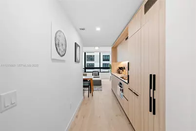 225 N Miami Ave #2012, Miami, FL 33132 - Photo 6