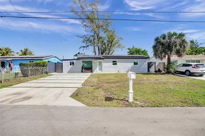4185 SW 49th Ct, Dania Beach, FL 33314 - Photo 2