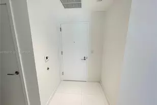 851 NE 1st Ave, Miami, FL 33132 - Photo 26