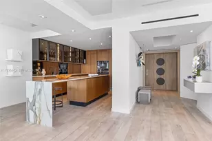 1000 S Pointe Dr, Miami Beach, FL 33139 - Photo 6