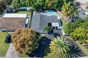 2902 SW 67th Terrace, Miramar, FL 33023 - Photo 2