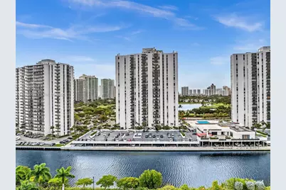 3675 N Country Club Dr #410, Aventura, FL 33180 - Photo 40