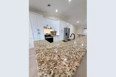 10722 La Placida Dr #9-B3, Coral Springs, FL 33065 - Photo 6