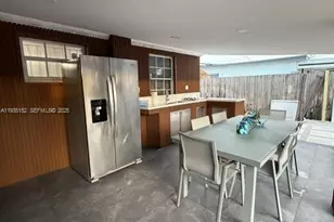 6190 W 14th Ave, Hialeah, FL 33012 - Photo 4