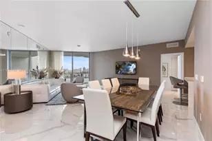 17301 NE Biscayne Blvd, North Miami Beach, FL 33160 - Photo 2