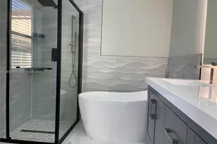 1775 NW 166th Ave, Pembroke Pines, FL 33028 - Photo 8