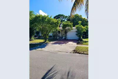 15800 NE 15th Ave, North Miami Beach, FL 33162 - Photo 1
