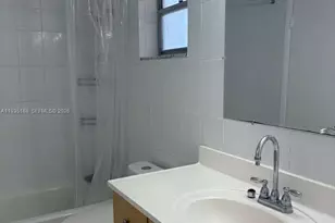 1551 NE Miami Gardens Dr, Miami, FL 33179 - Photo 18