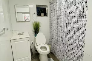 2757 SW 34th Ave, Miami, FL 33133 - Photo 10