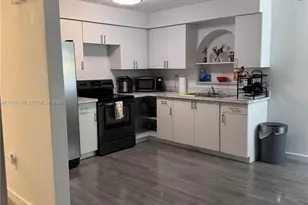 2757 SW 34th Ave, Miami, FL 33133 - Photo 6