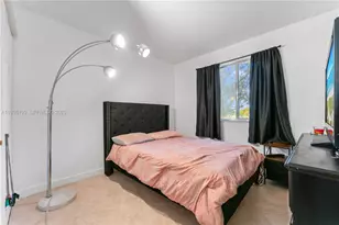3021 N Oakland Forest Dr, Oakland Park, FL 33309 - Photo 10