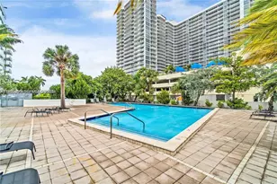 7545 E Treasure Dr, North Bay Village, FL 33141 - Photo 2