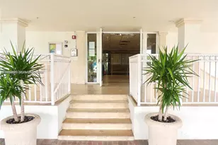 7545 E Treasure Dr, North Bay Village, FL 33141 - Photo 6