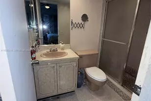 3250 N Palm Aire Dr, Pompano Beach, FL 33069 - Photo 16