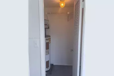 3250 N Palm Aire Dr #508, Pompano Beach, FL 33069 - Photo 16