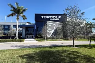 3250 N Palm Aire Dr, Pompano Beach, FL 33069 - Photo 26