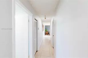 409 SW 8th Ave, Florida City, FL 33034 - Photo 18