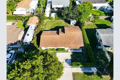 409 SW 8th Ave, Florida City, FL 33034 - Photo 48