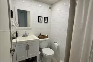 1450 Brickell Bay Dr, Miami, FL 33131 - Photo 12