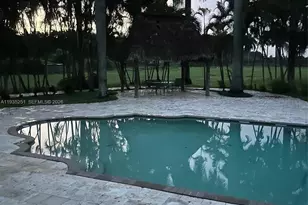 19701 SW 197th Ave, Miami, FL 33187 - Photo 6