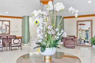 100 Golden Isles Dr, Hallandale Beach, FL 33009 - Photo 36