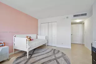 100 Golden Isles Dr, Hallandale Beach, FL 33009 - Photo 30