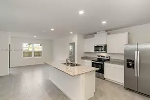 534 Sea Spray Dr, Fort Pierce, FL 34945 - Photo 2