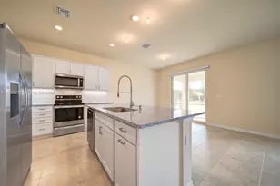 1023 Eucalyptus Dr, Hollywood, FL 33021 - Photo 8