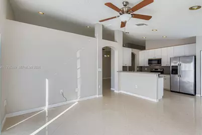 14242 NW 18th Pl, Pembroke Pines, FL 33028 - Photo 12