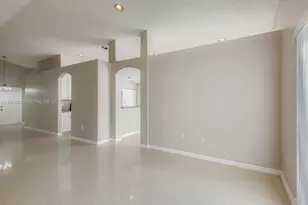 14242 NW 18th Pl, Pembroke Pines, FL 33028 - Photo 20