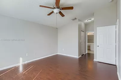 14242 NW 18th Pl, Pembroke Pines, FL 33028 - Photo 16