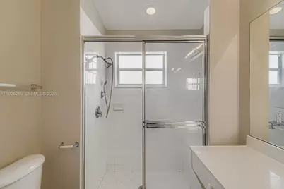 14242 NW 18th Pl, Pembroke Pines, FL 33028 - Photo 24