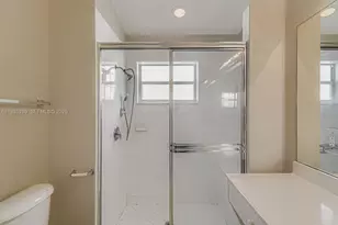 14242 NW 18th Pl, Pembroke Pines, FL 33028 - Photo 24