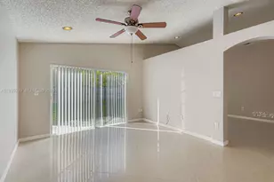 14242 NW 18th Pl, Pembroke Pines, FL 33028 - Photo 6