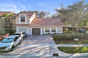 9088 NW 54th St, Sunrise, FL 33351 - Photo 2