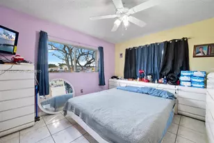590 W 35th Pl, Hialeah, FL 33012 - Photo 6