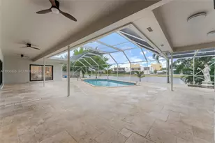 16733 Golfview Dr, Weston, FL 33326 - Photo 2
